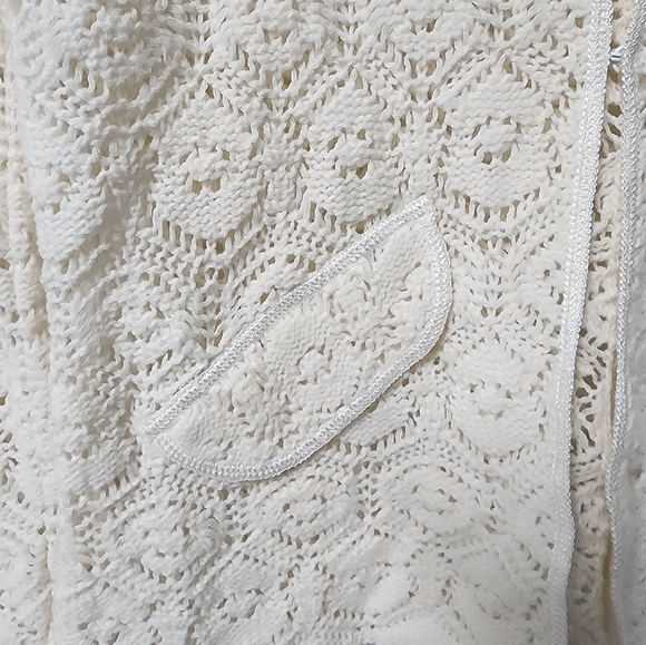 Auth! Joseph Crochet Cardigan - Picture 6 of 8